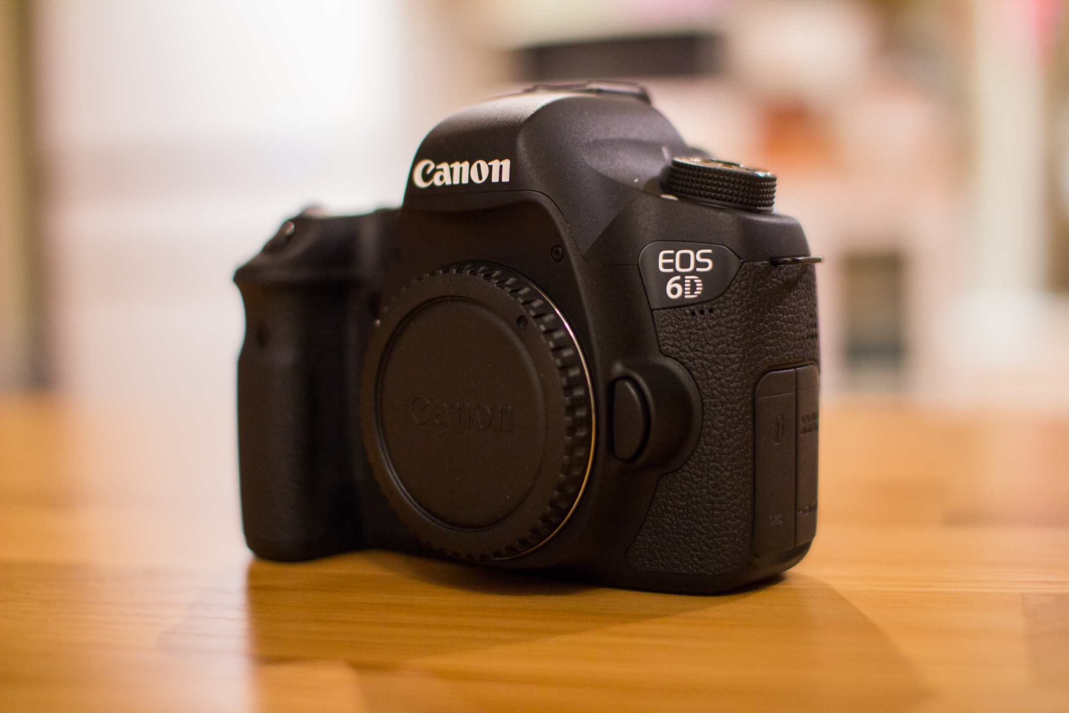 【Canon EOS 6D】2020年に、僕がEOS RPではなく6Dを購入した理由