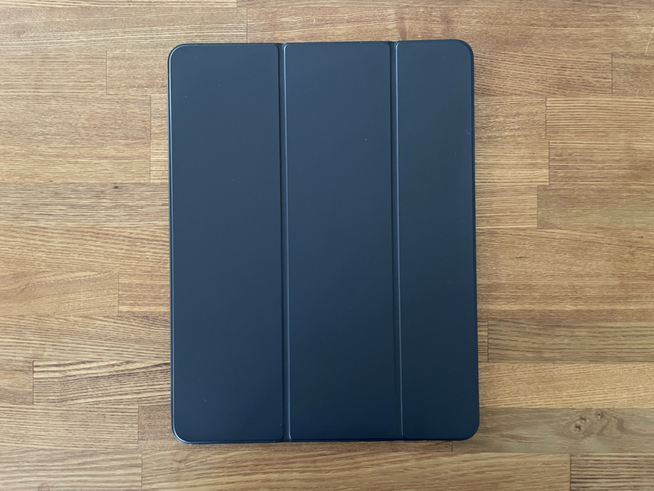 Apple純正カバー iPadPro12.9 Smart Folio Charcoal Gray（チャコールグレー） MRXD2FE/A